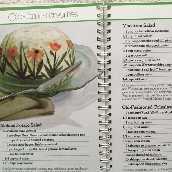 Vintage Jello Cookbook 1981 - Picture 9 of 10